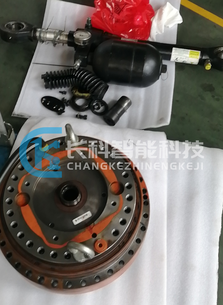 庫卡機(jī)器人減速機(jī)與平衡缸維修 庫卡機(jī)器人減速機(jī)與平衡缸維修